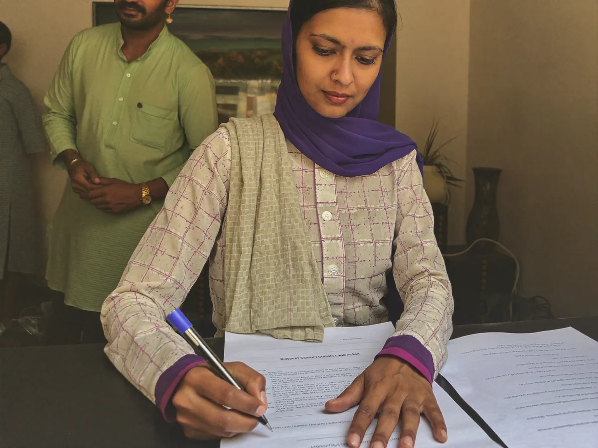 Business Contract Documentation Coordination